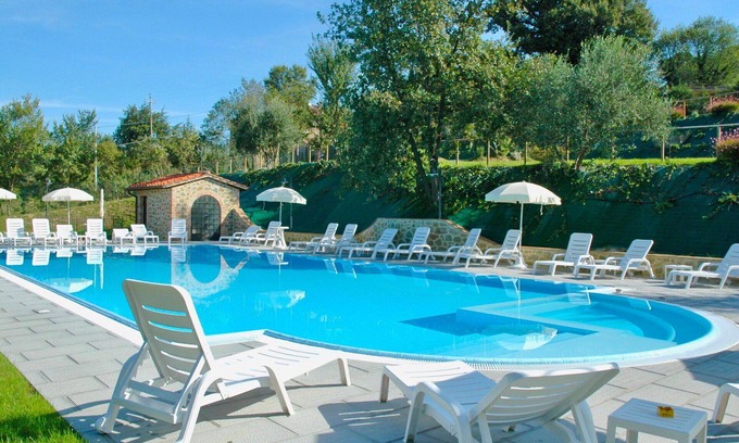 Popoltaio-Schiacciato Villa | Cosy apartment in villa for 4 people with pool, WIFI, A/C, TV, patio and parking
