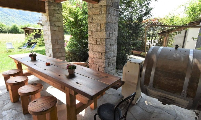 Bodengo Apartment | Cosy apartment for 3 guests with WIFI, TV, patio, pets allowed and parking