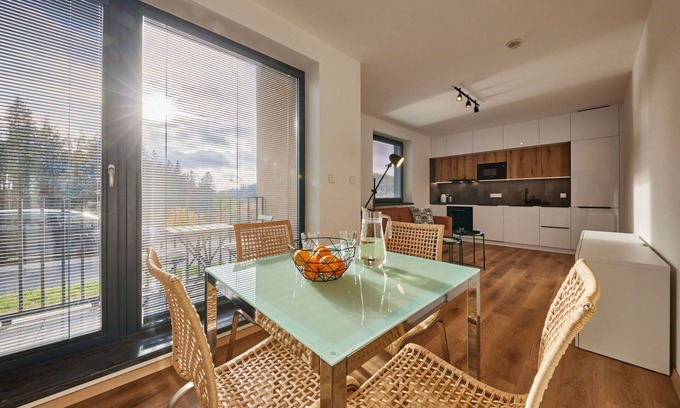 Cerny Dul Apartment | Cosy apartment for 4 people with WIFI, TV, balcony and parking