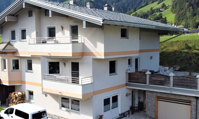 Ramsau im Zillertal Apartment | Cosy apartment for 4 guests with TV, balcony and pets allowed