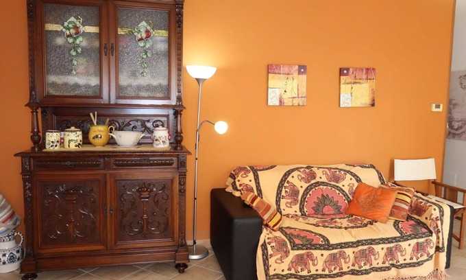 Civezza Apartment | Cosy apartment for 4 people with WIFI, TV and terrace