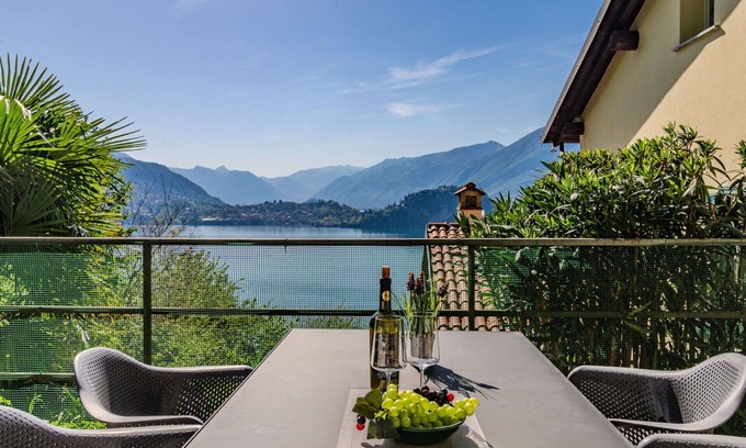 Fiumelatte Apartment | Cosy apartment for 4 people with WIFI, TV and terrace