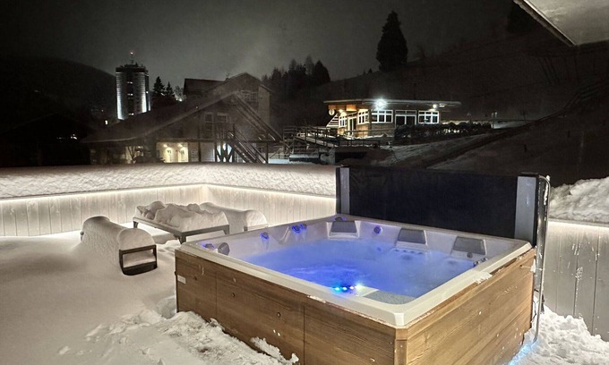 Pec pod Snezkou Apartment | Cosy apartment for 6 people with WIFI, hot tub, TV, terrace and panoramic view