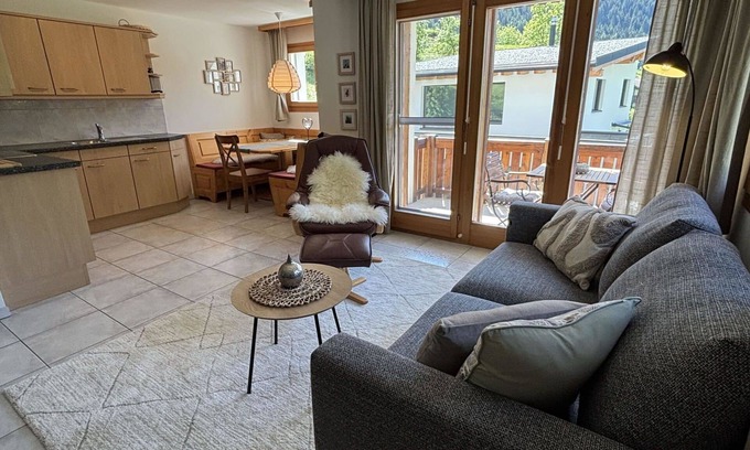 Reckingen Apartment | Cosy apartment for 3 people with WIFI, TV and balcony