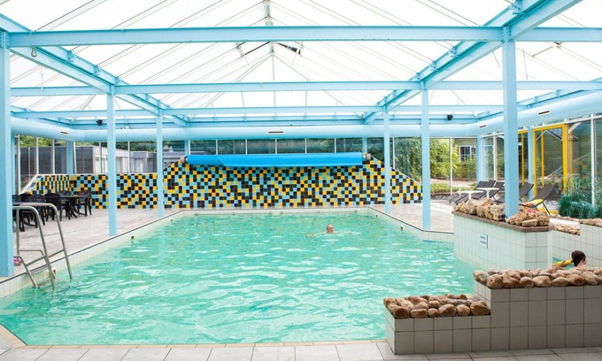 Belfeld House | Cosy apartment in villa for 6 guests with pool, WIFI, TV, terrace and parking