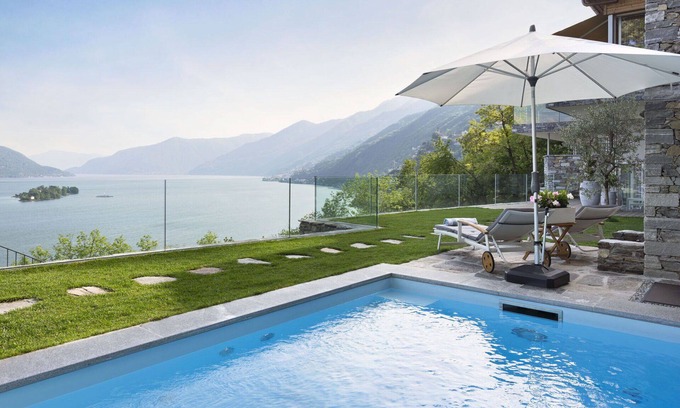 Cardada Villa | Cosy apartment in villa for 2 guests with internet, pool, patio, panoramic view and parking