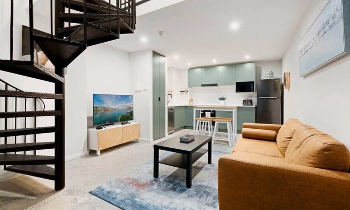 Camperdown Apartment | Cosy Camperdown Summa