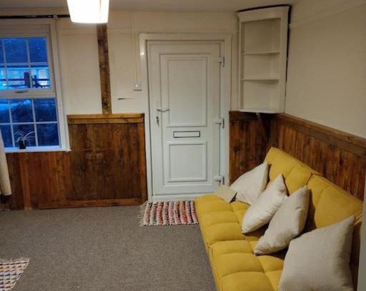 Tilney Fen End House | Cosy character cottage