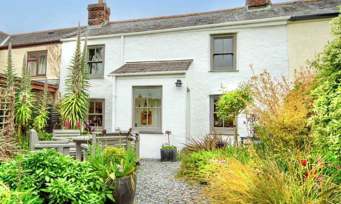 Probus Cottage | Cosy Cornish Cottage With Character and Charm