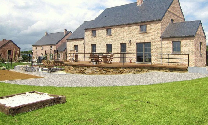 Soulme House | Cosy holiday home in Vodelée with private garden