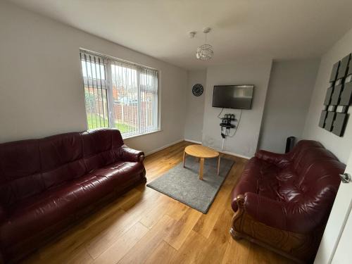Stonnall House | Cosy home near NEC, BHX Bullring & Solihull