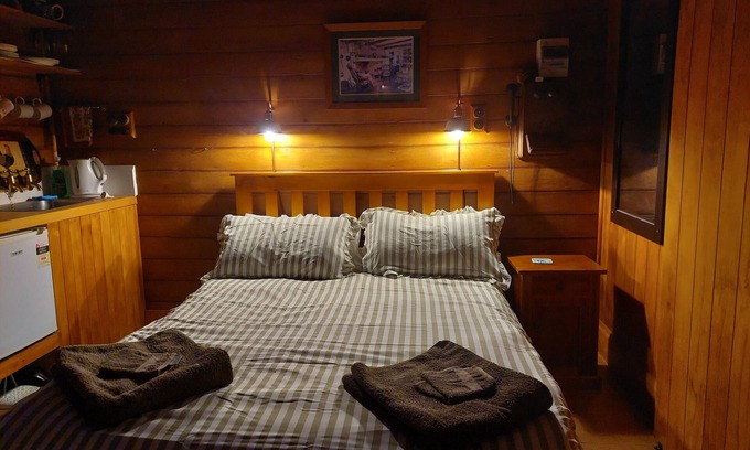 Canterbury Cabin | Cosy insulated Cabin 30 km from Christchurch Airport. 3 nights minimum stay $300