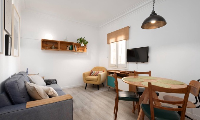 Sants Apartment | Cosy Sants Apartment