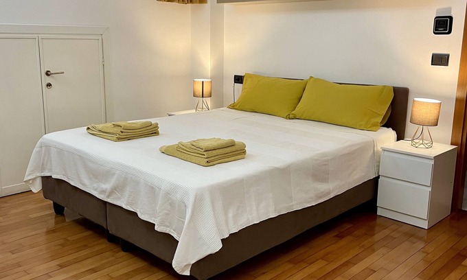 Favaro Veneto Apartment | Cosy studio apartment with garden and parking spot, close to Airport and Venice