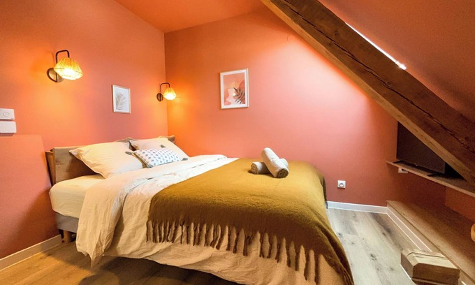 Sarreguemines Apartment | Cosy under the roof - Charm and modernity