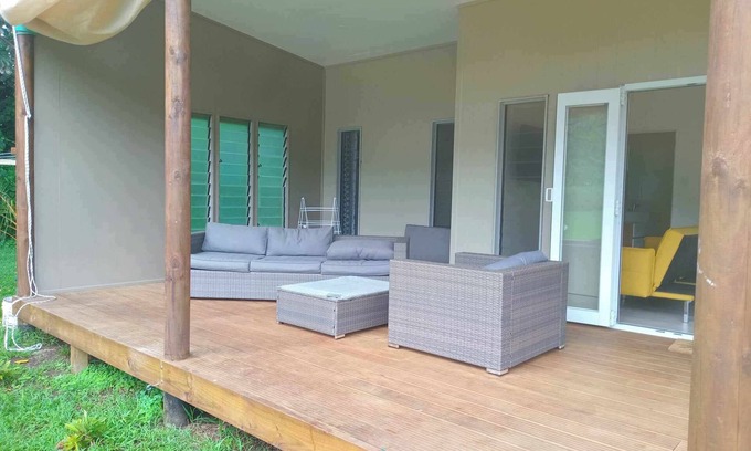 Tapere of Titikaveka House | Cosy villa set away from the noisy main road. Close to private beach.