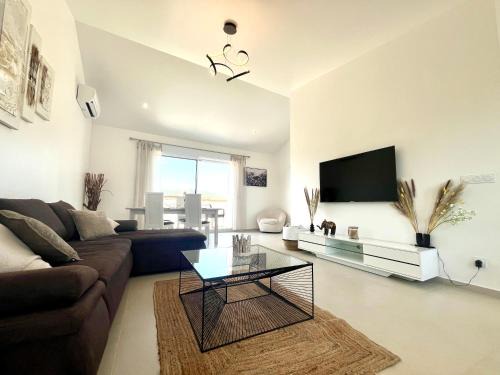 Bagnols-en-Foret Apartment | Cosy village Home with Horizon