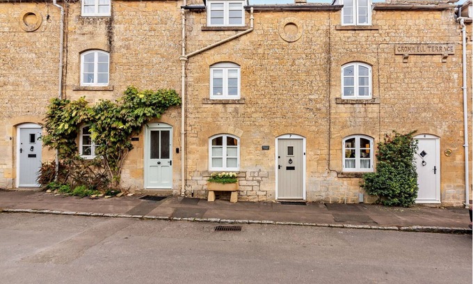 Blockley Cottage | Cosy yet stylish Cotswold holiday cottage - Rosewood Cottage