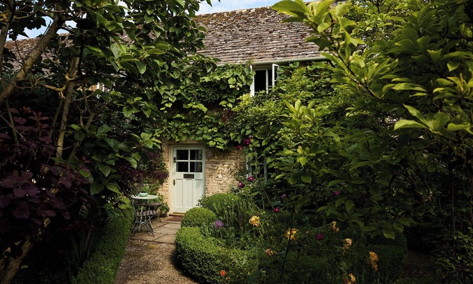 Southrop Cottage | Cotswolds Escape - Gorgeous Cottage With Spectacular Gardens