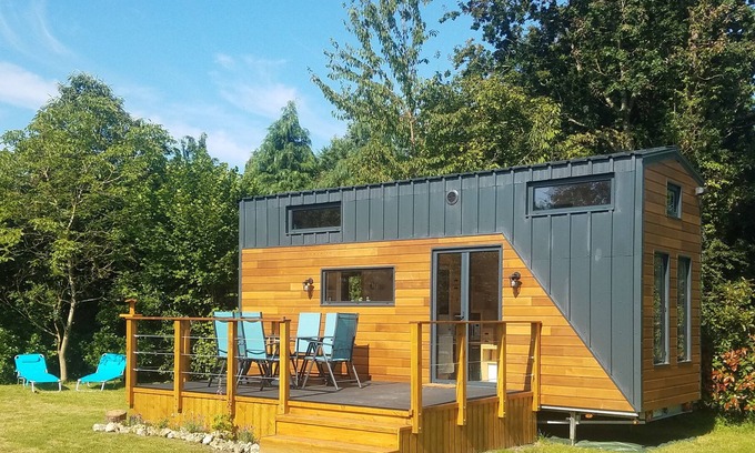 Saint-Christophe-sur-Conde Cottage | Cottage