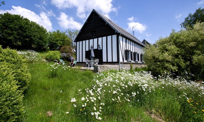 Saint-Michel-de-Montjoie Cottage | Cottage surrounding by greenery, peaceful, only 45mns to Mont saint Michel