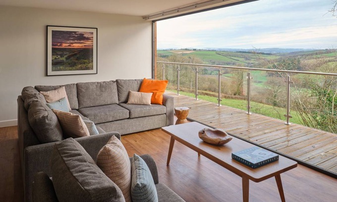 Chittlehamholt Cottage | Cottage ∙ 4 bedrooms ∙ 8 guests