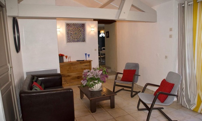 Monflanquin House | Cottage 8 - "Les Lavandes"