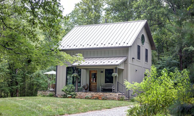 Keene House | Cottage at Deer Ridge Farm