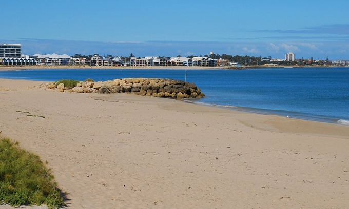 Mandurah House | Cottage by the Sea Mandurah, Comfortable, Family, Doggy Friendly, Location plus.