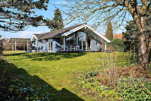 Vordingborg House | Cottage Close To Forest & Beach