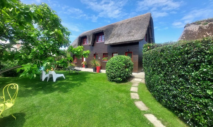 Fatouville-Grestain House | Cottage for 5 people with swimming pool near Honfleur/sauna