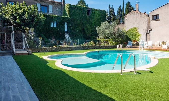 Montbrun-des-Corbieres Cottage | Cottage in Montbrun near Midi Canal