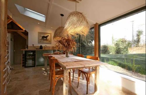Saint-Antonin-de-Sommaire Villa | Cottage Normand avec sa grande piscine chauffée toute l année sur parc arboré et clos En plein coeur de la campagne adapté aux kids et Dog friendly
