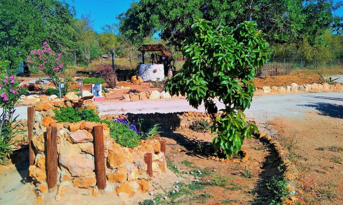 Alpouvar House | Cottage in beautiful rural property with pool