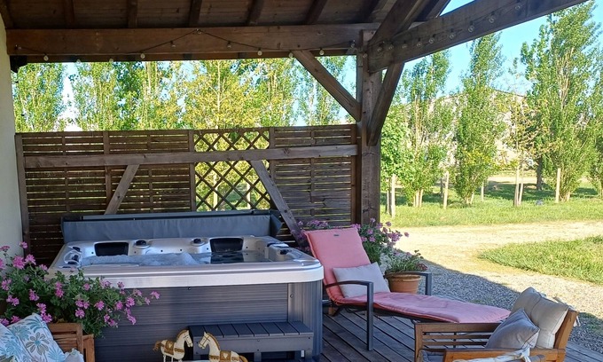 Parleboscq Cottage | Cottage in the Landes countryside