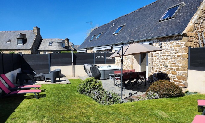 Trelevern House | COTTAGE LES KORRIGANS 3* SPA Privatif and SAUNA - 2 to 6 people.
