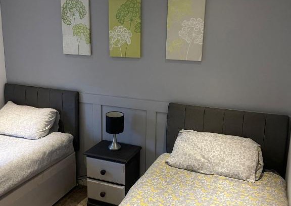 Abercarn Apartment | Cottage On The Hill