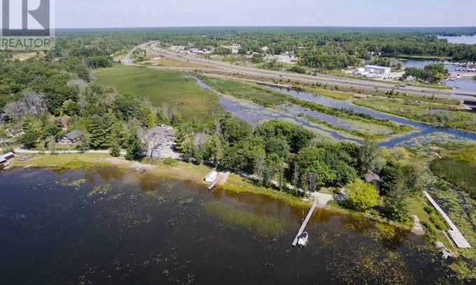 Port Severn Cottage | Cottage on water at oak Bay Gulf Club