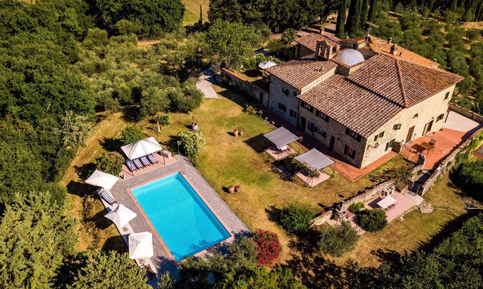 San Pietro in Bossolo Cottage | Cottage Polvereto S. Andrea a Cellole a beautiful hilltop Castle sleeps two