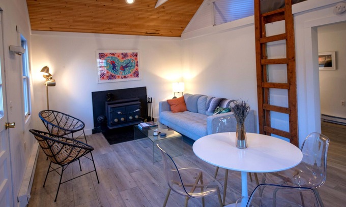 Monterey House | Cottage Retreat in Heart of the Berkshires