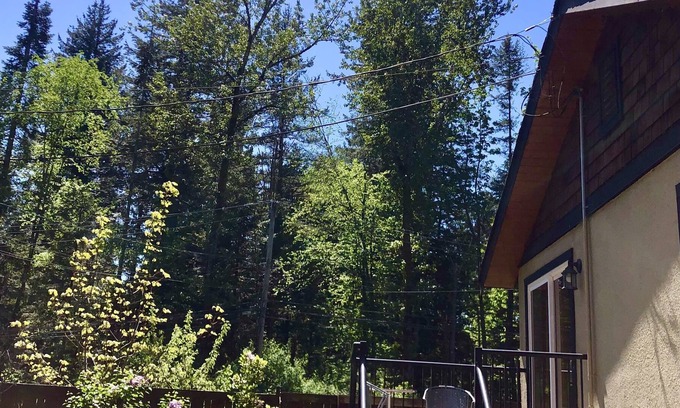Harrison Mills Cottage | Cottage Surrounded by Water and Mountains