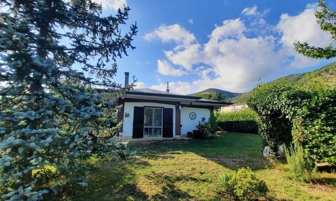 Sezze House | Cottage with large garden, beautiful medieval villages a few km!Pets allowed