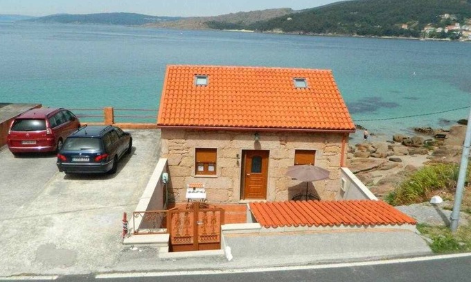 O Pindo House | Cottage with terrace in O Pindo