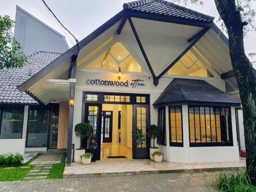 Bandung Hotel | Cottonwood Boutique Heritage Otten