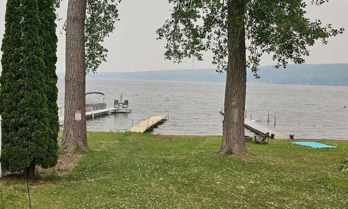 Conesus House | Cottonwood Lake House