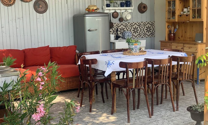 Sebes Cottage | Country Cottage - cosy, chill and romantic spaces in and out perfect for couples