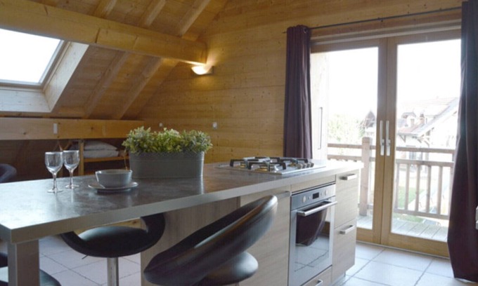 Saint-Eustache Apartment | COUNTRY COTTAGE/SOLI/2 PEOPLE