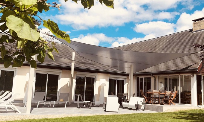 Cluis Villa | Country Cottage/Gite - CLUIS