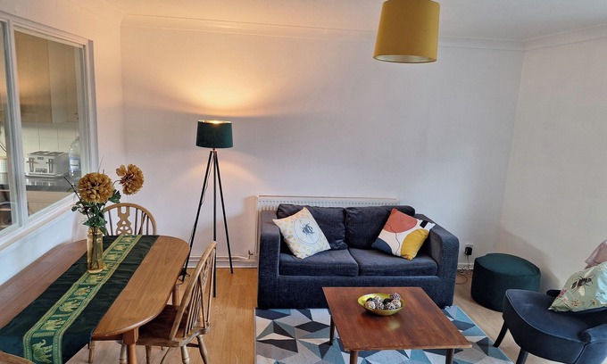 Huntingdon House | Country Cottage Retreat in Huntingdon