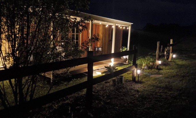 Dulong Cottage | Country Cottage Sunshine Hinterlands close to Montville nn
